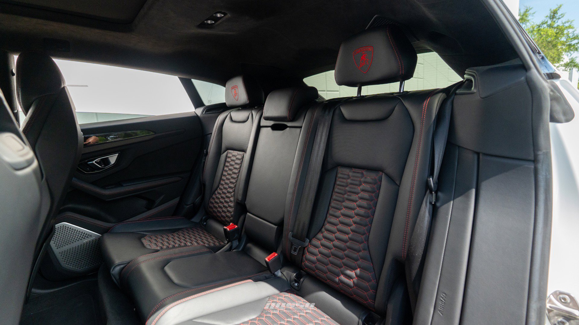 Used 2021 Lamborghini Urus image 58