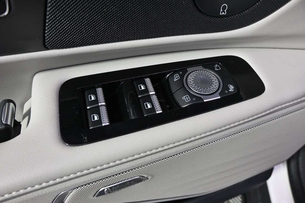 New 2026 Lincoln Nautilus Reserve w/ Jet Appearance Package AWD/4WD image 23