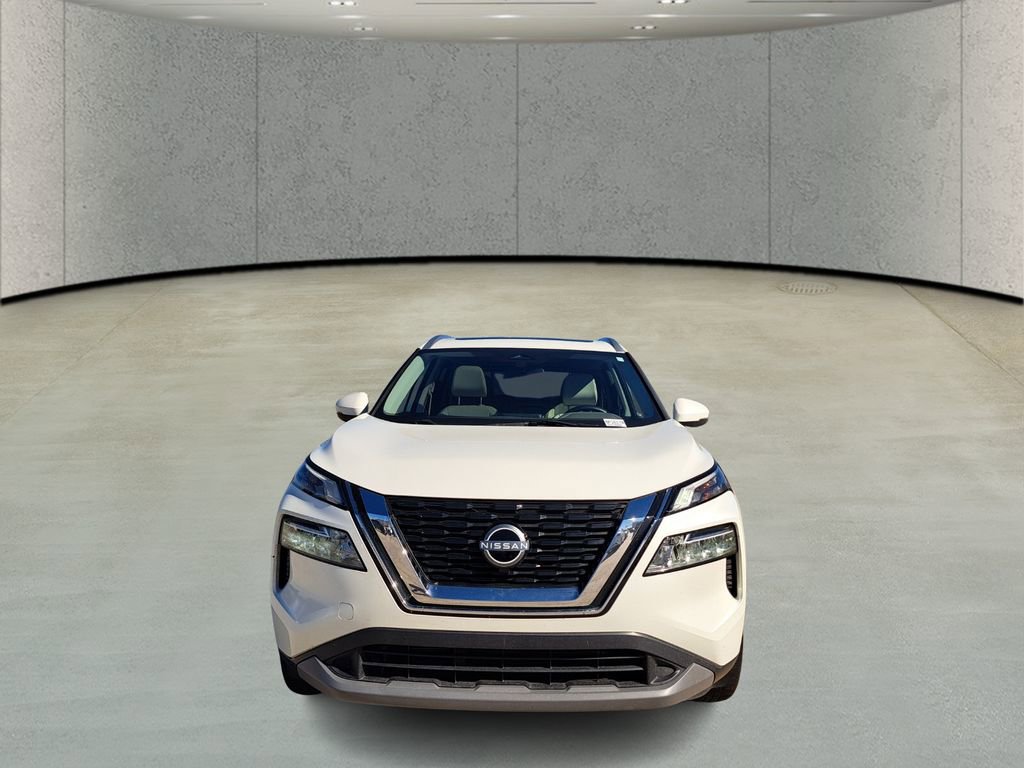 Used 2023 Nissan Rogue SV w/ SV Premium Package image 2