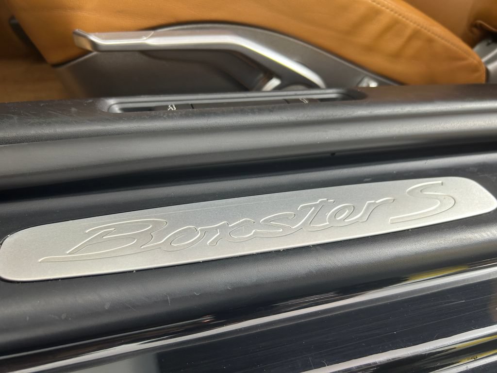 Used 2005 Porsche Boxster S RWD image 17