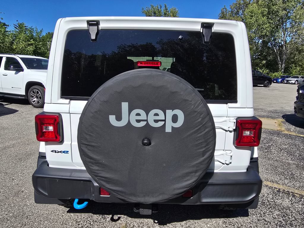 Used 2023 Jeep Wrangler Unlimited Rubicon 4xe w/ Cold Weather Group AWD/4WD image 6