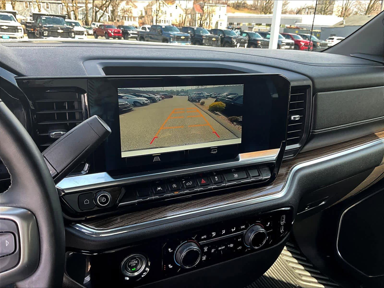 Used 2023 Chevrolet Silverado 1500 LT AWD/4WD image 19