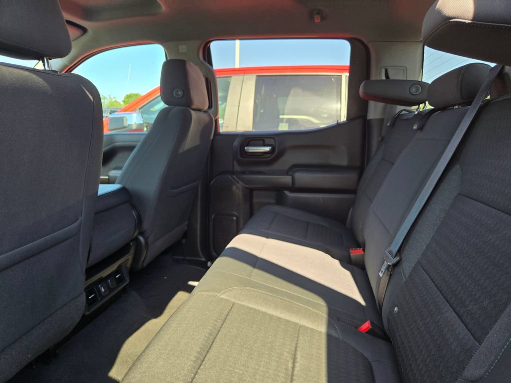 Used 2021 Chevrolet Silverado 1500 LT RWD image 13