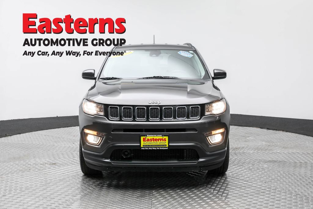 Used 2021 Jeep Compass Latitude w/ Driver Assistance Group image 2