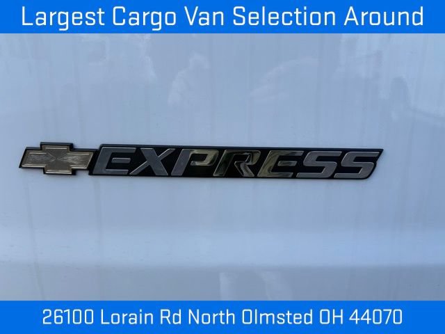 Used 2024 Chevrolet Express 2500 w/ Driver Convenience Package RWD image 6