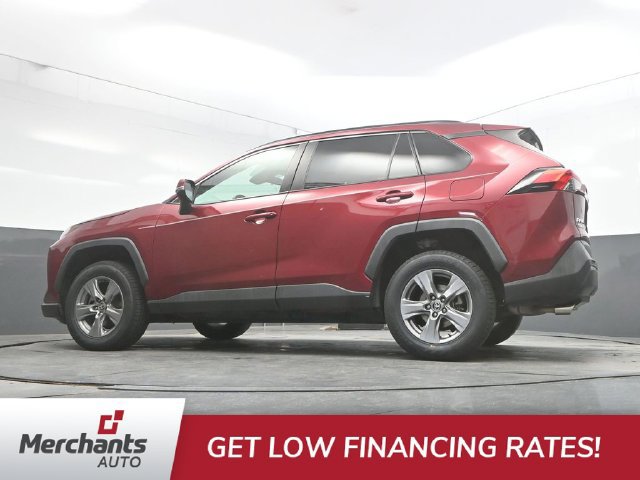 Used 2022 Toyota RAV4 XLE FWD image 38