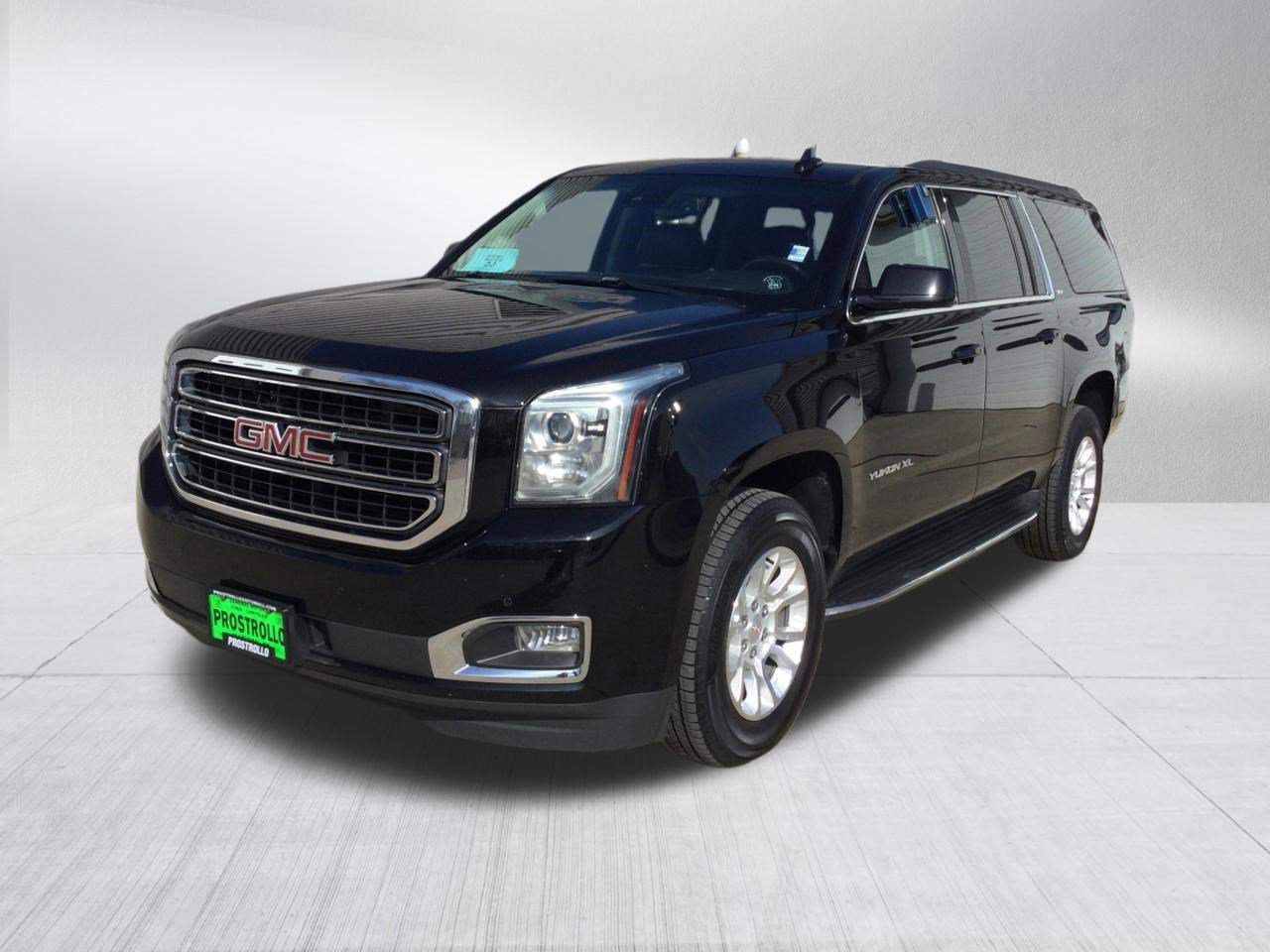 Used 2018 GMC Yukon XL SLT image 2