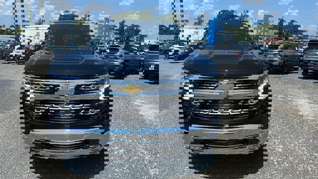 New 2026 Chevrolet Silverado 1500 LTZ w/ LTZ Premium Package image 2