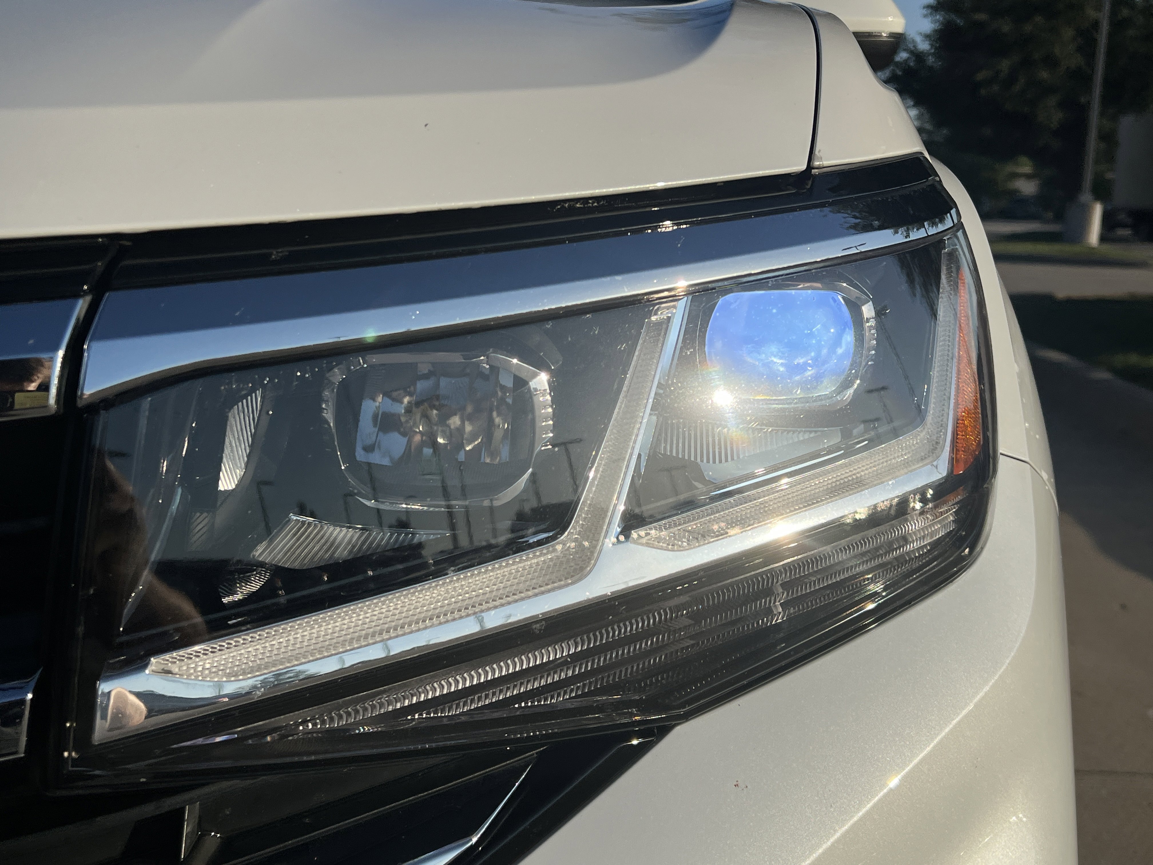 Used 2022 Volkswagen Atlas SEL Premium AWD/4WD image 6
