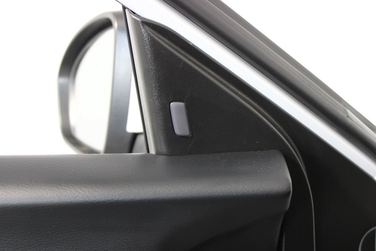 Used 2024 Nissan Sentra SV FWD image 16