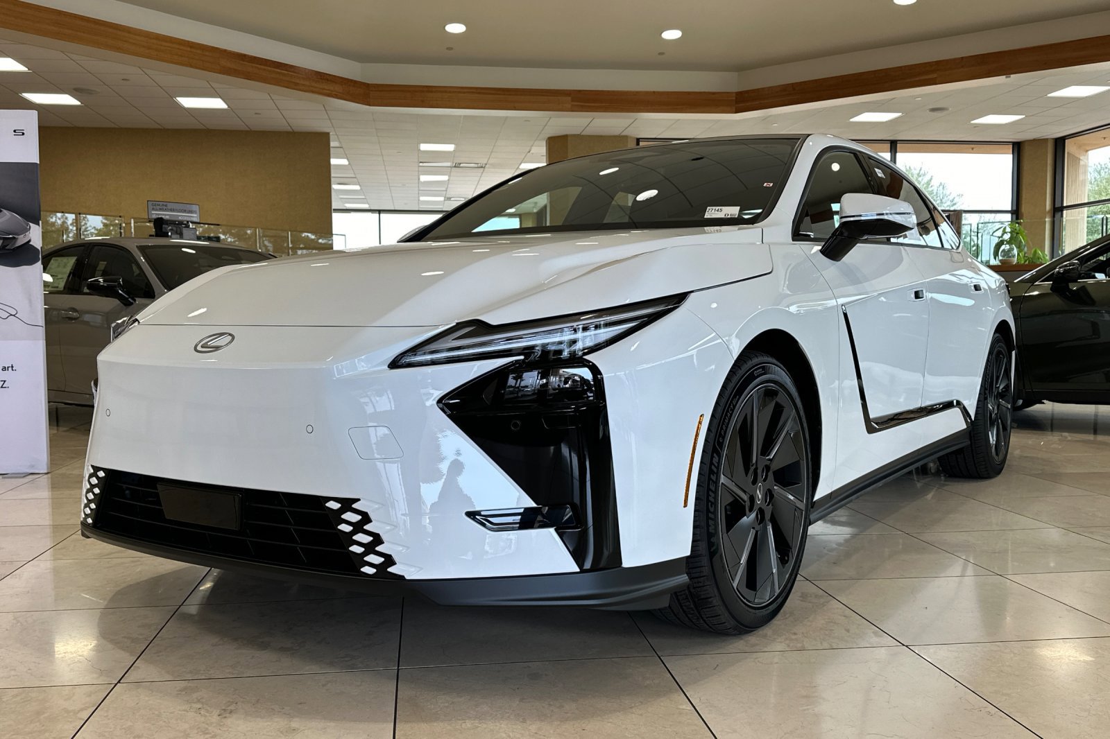 New 2026 Lexus ES 500e AWD/4WD image 8