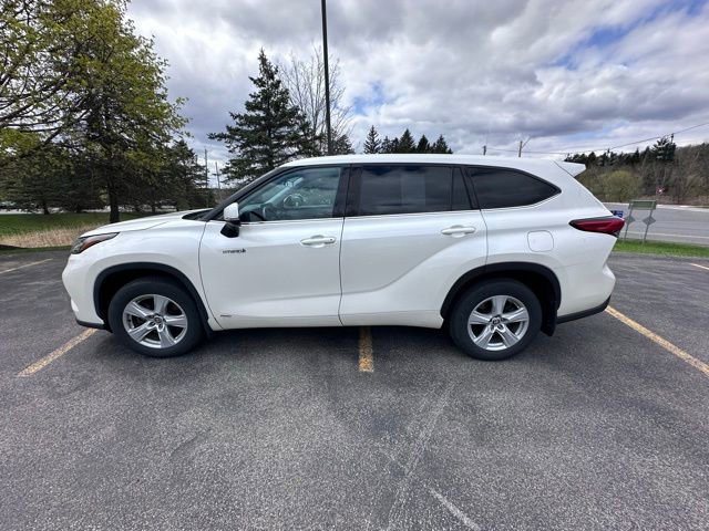 Used 2020 Toyota Highlander LE AWD/4WD image 6