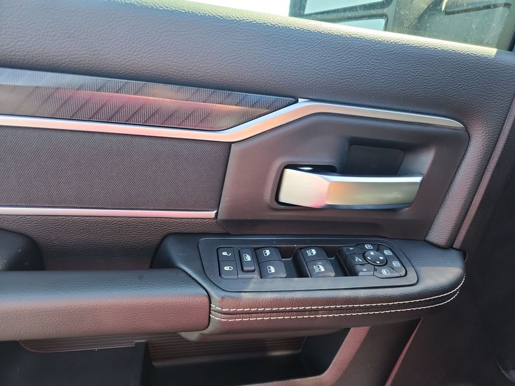 New 2026 RAM 3500 Big Horn AWD/4WD image 12
