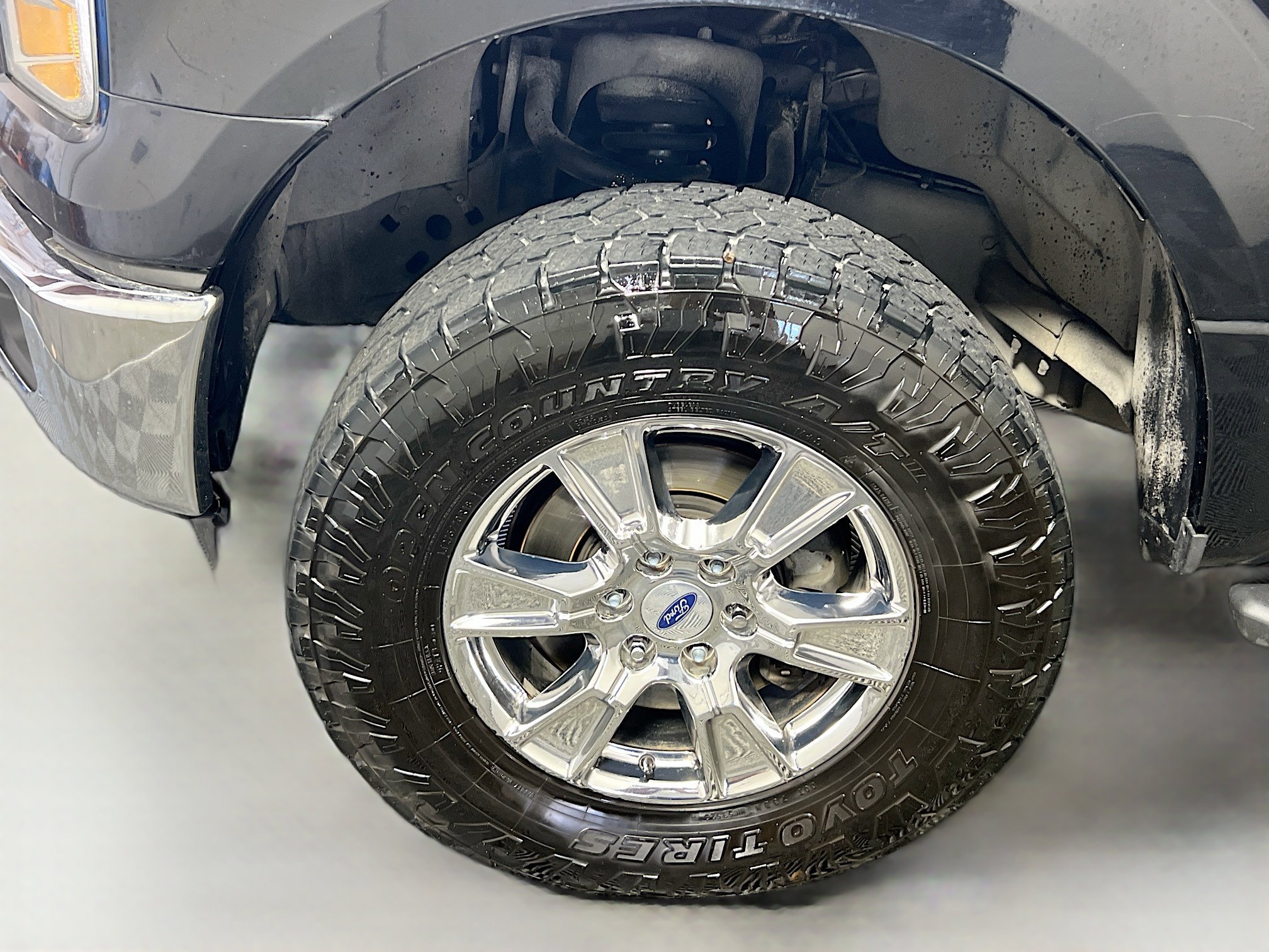 Used 2016 Ford F150 XLT w/ Equipment Group 302A Luxury AWD/4WD image 13