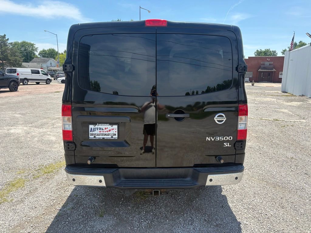 Used 2018 Nissan NV 3500 SL RWD image 4
