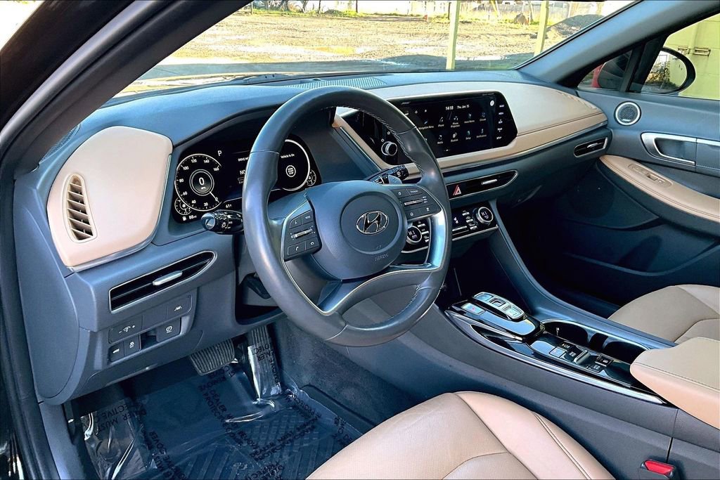 Used 2022 Hyundai Sonata Limited w/ Cargo Package image 19
