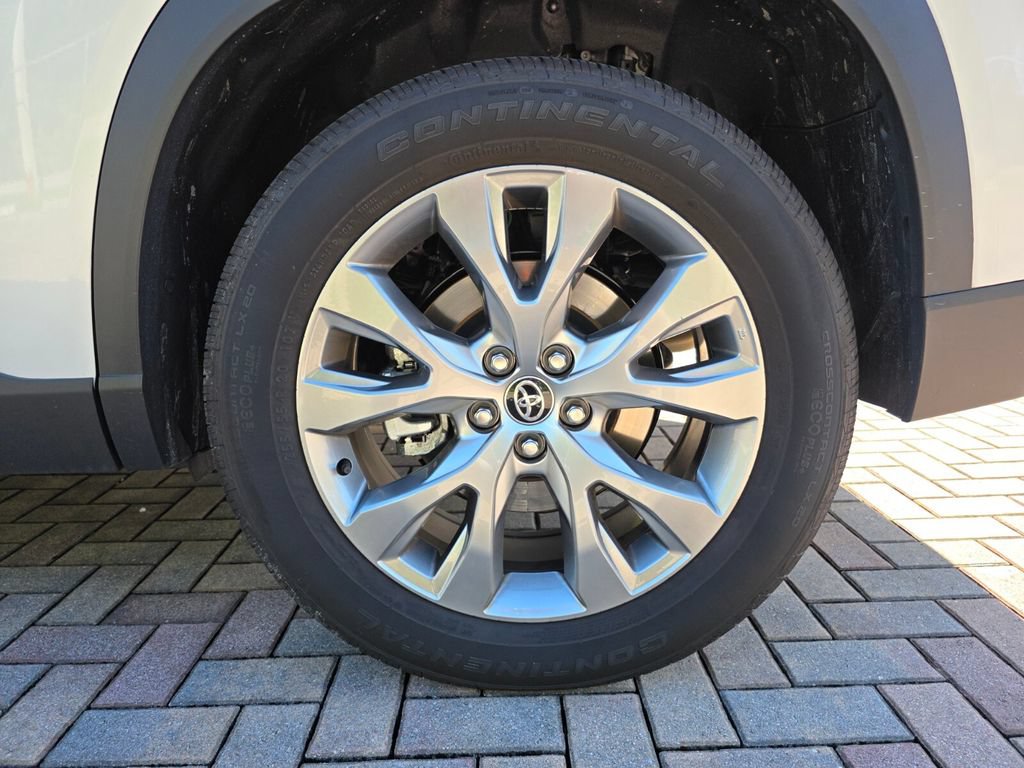 Used 2026 Toyota Grand Highlander AWD image 21