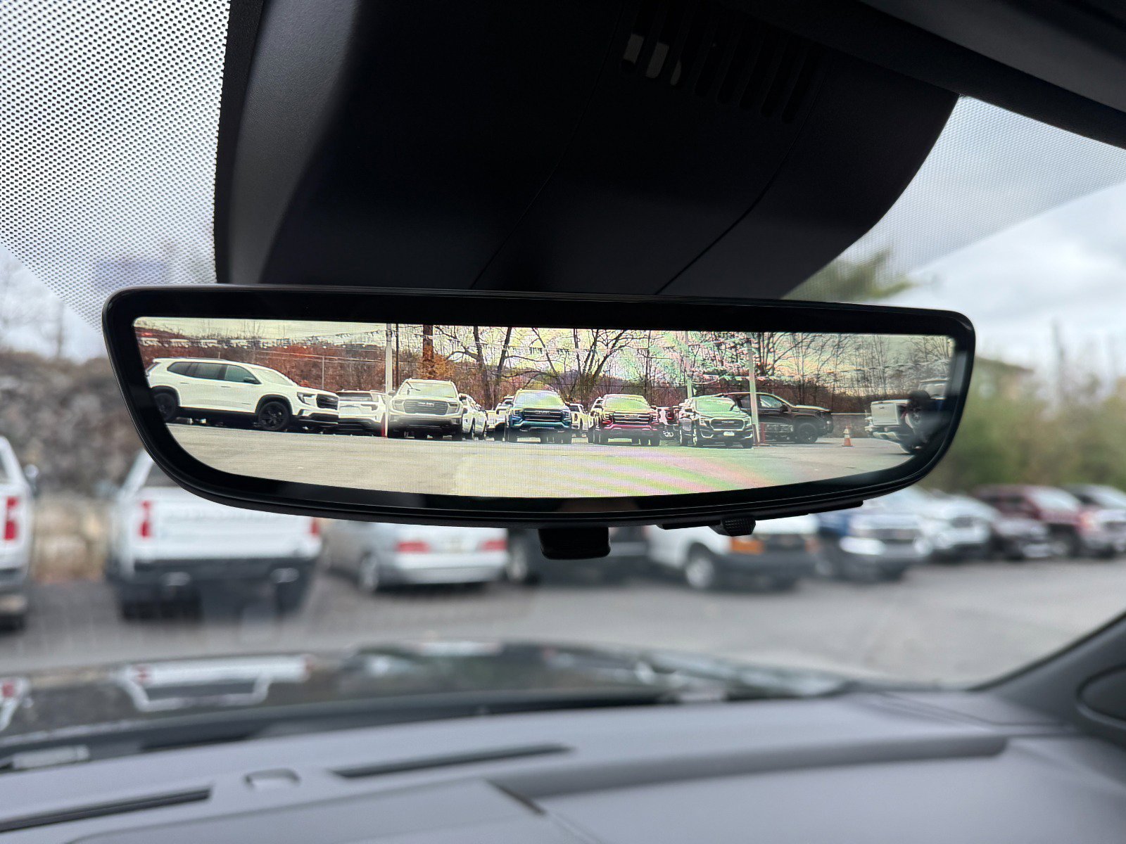 New 2026 GMC Yukon AT4 Ultimate w/ LPO, Illumination Package image 41