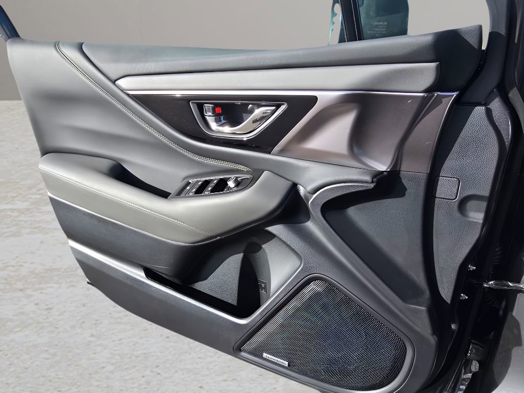 Used 2024 Subaru Outback Onyx Edition image 17