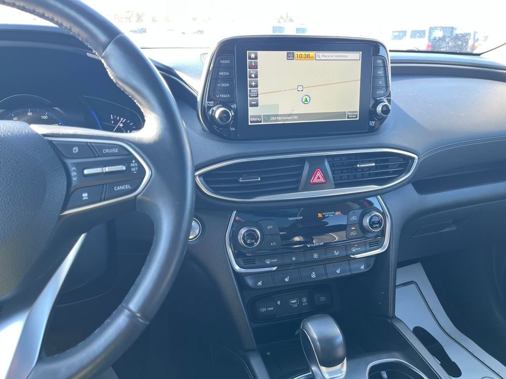 Used 2020 Hyundai Santa Fe Limited image 17