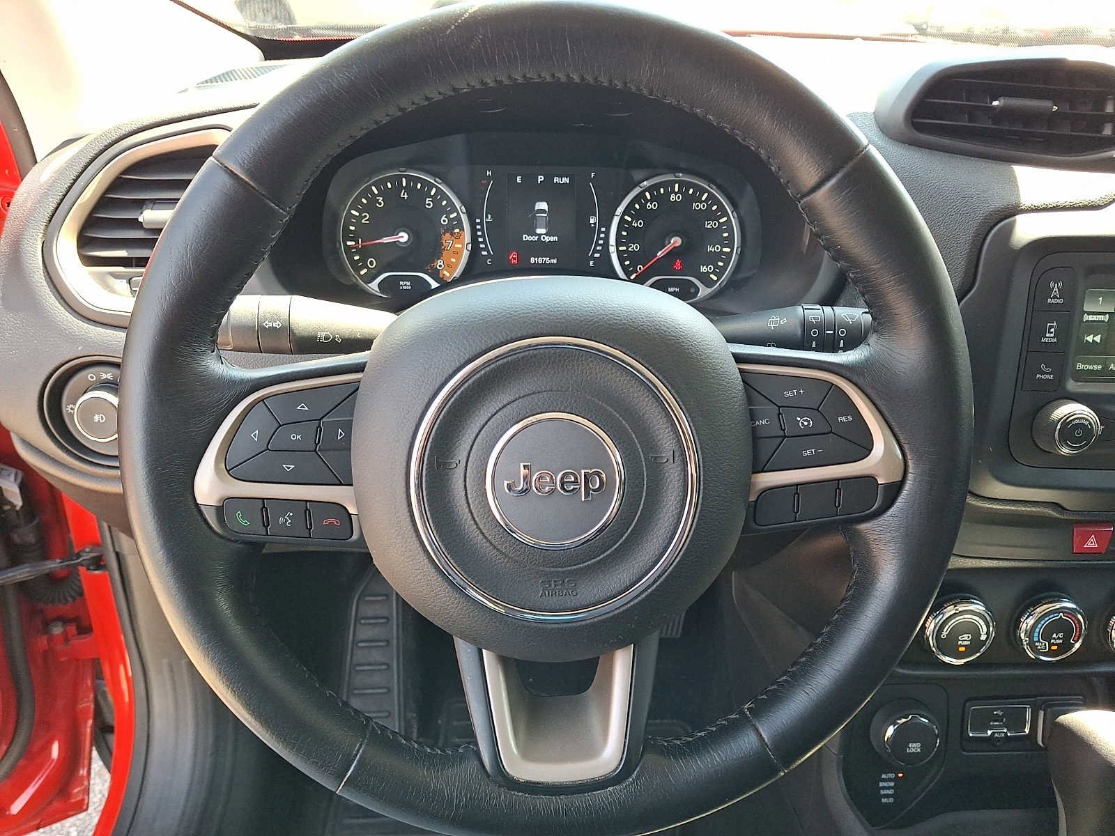 Used 2017 Jeep Renegade Latitude image 19