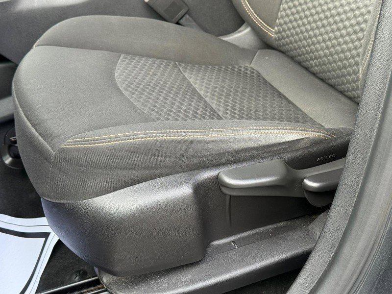 Used 2019 GMC Terrain SLE image 23