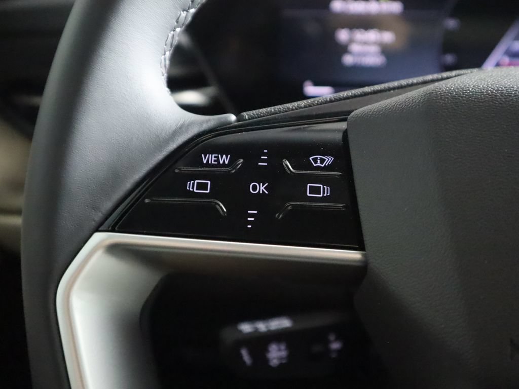 Used 2025 Audi Q5 Premium Plus w/ Premium Plus AWD/4WD image 13