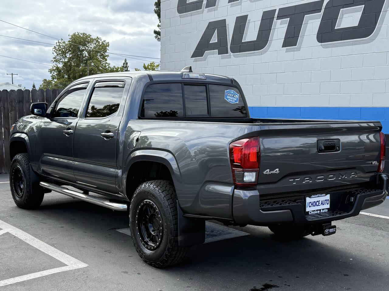 Used 2021 Toyota Tacoma SR image 5