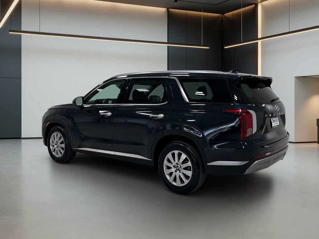 Certified 2024 Hyundai Palisade SEL FWD image 3