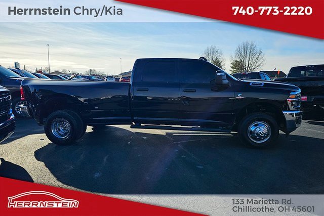 Used 2025 RAM 3500 Tradesman image 31
