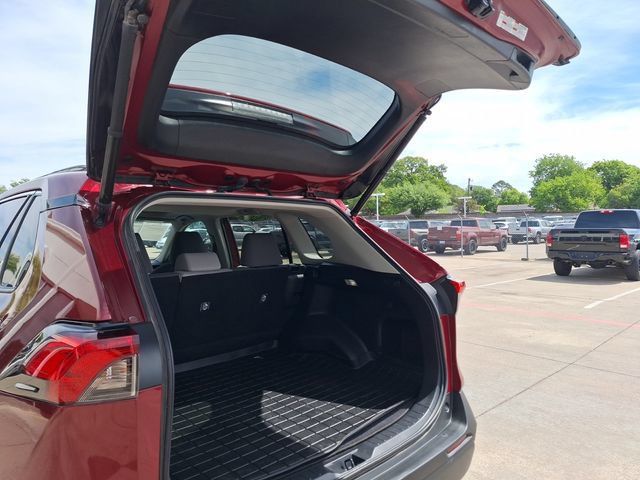 Used 2022 Toyota RAV4 XLE w/ Convenience Package AWD/4WD image 38