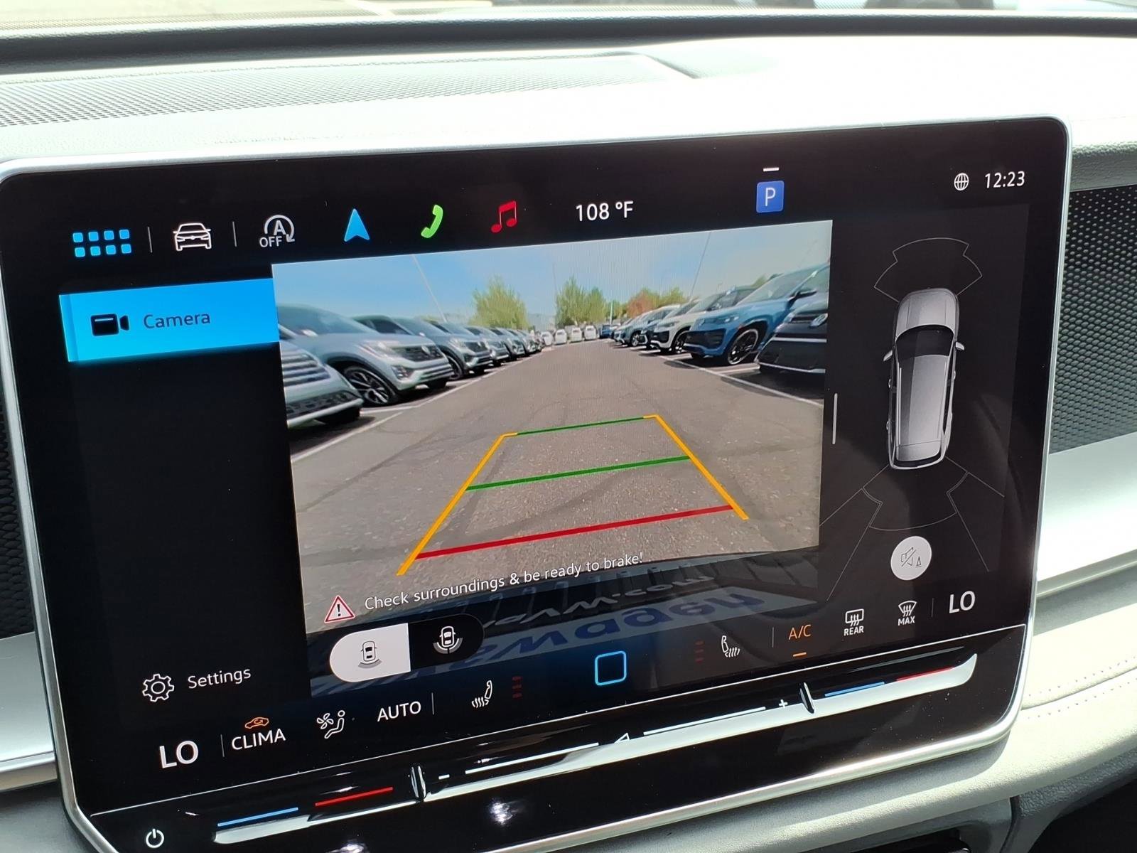 New 2026 Volkswagen Tiguan SE R-Line image 18
