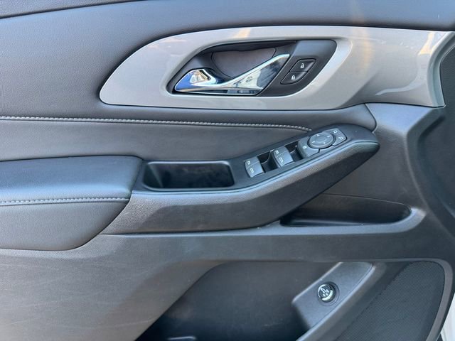 Certified 2023 Chevrolet Traverse LT image 14