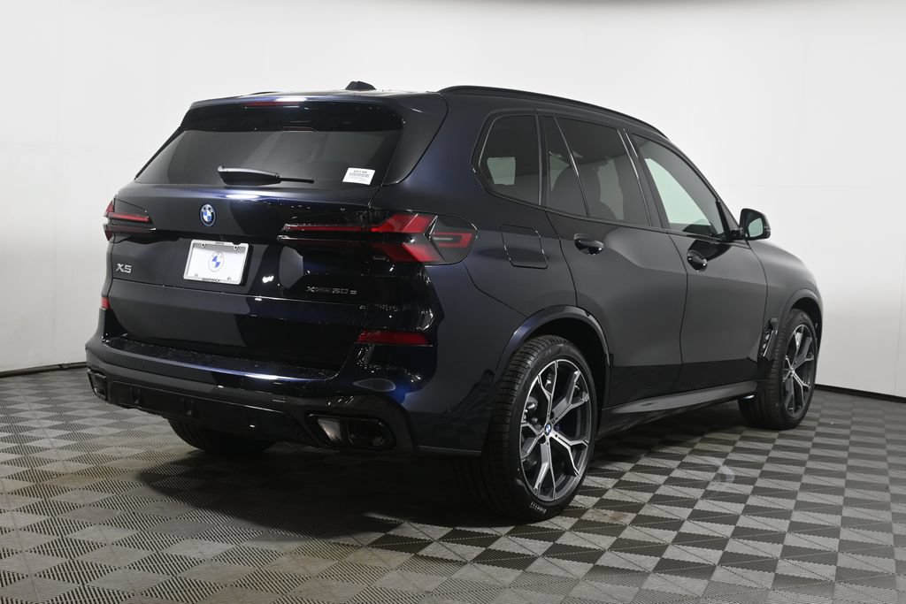 New 2026 BMW X5 xDrive50e w/ M Sport Package AWD/4WD image 7