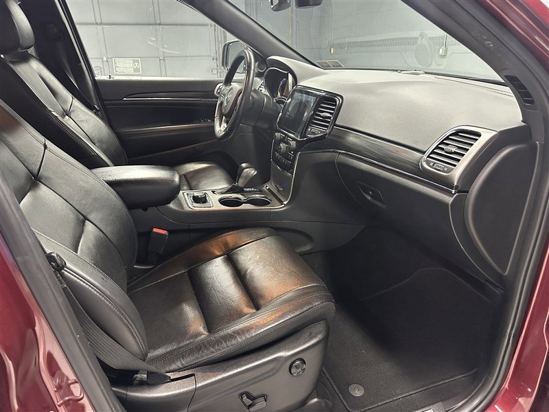 Used 2019 Jeep Grand Cherokee Limited w/ Luxury Group II AWD/4WD image 10