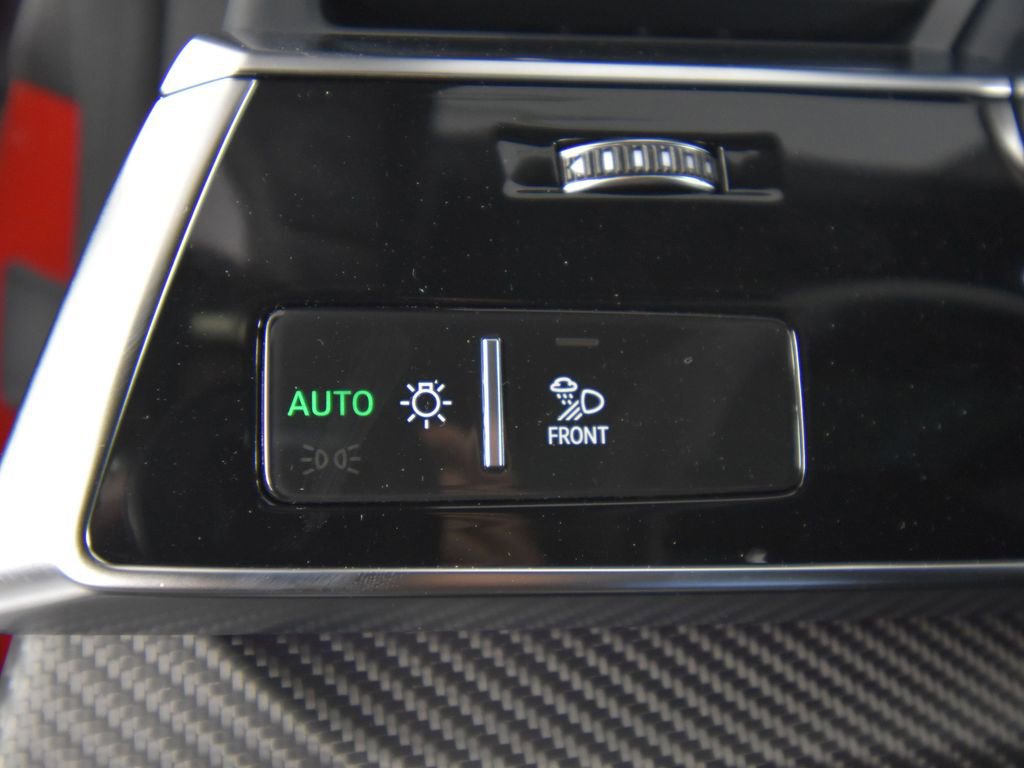 New 2025 Audi RS Q8 performance image 25