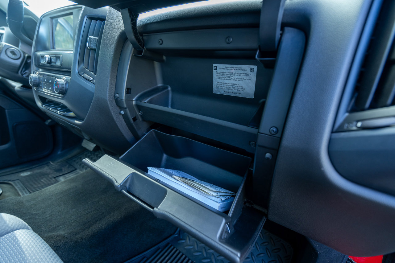 Used 2018 Chevrolet Silverado 1500 Custom image 17