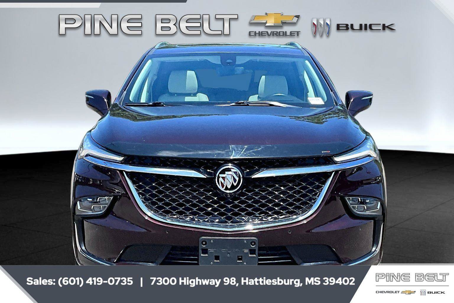 Used 2023 Buick Enclave Avenir w/ Avenir Technology Package AWD/4WD image 3