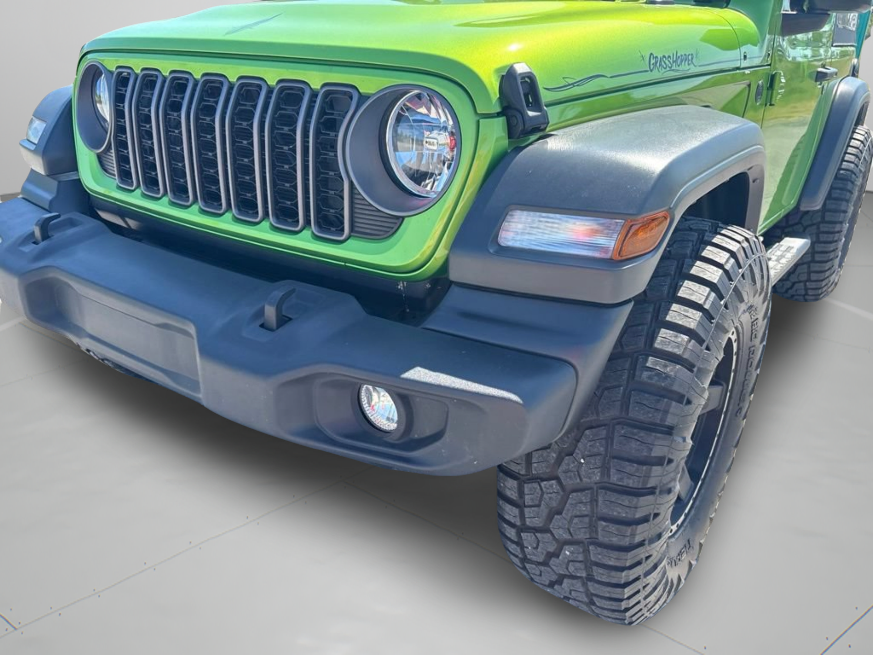Used 2025 Jeep Wrangler Sport AWD/4WD image 6