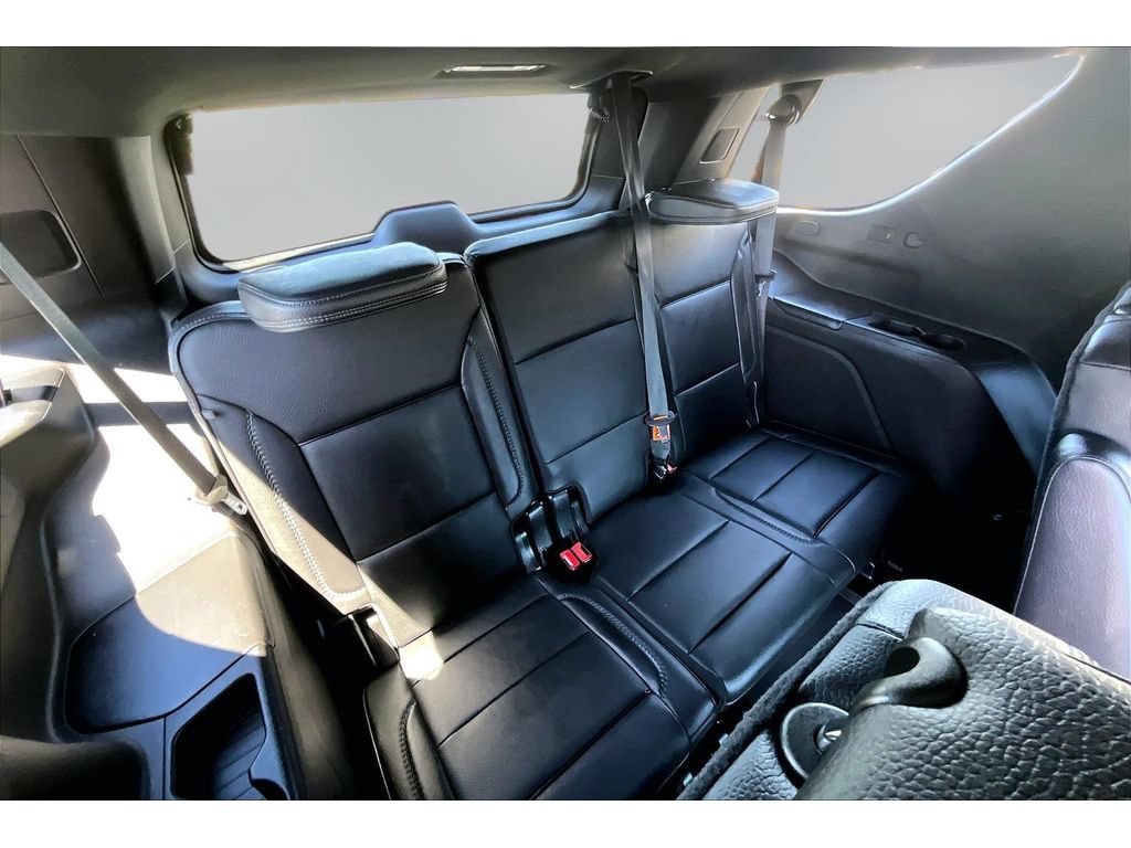 Used 2021 GMC Yukon Denali w/ Denali Ultimate Package AWD/4WD image 22