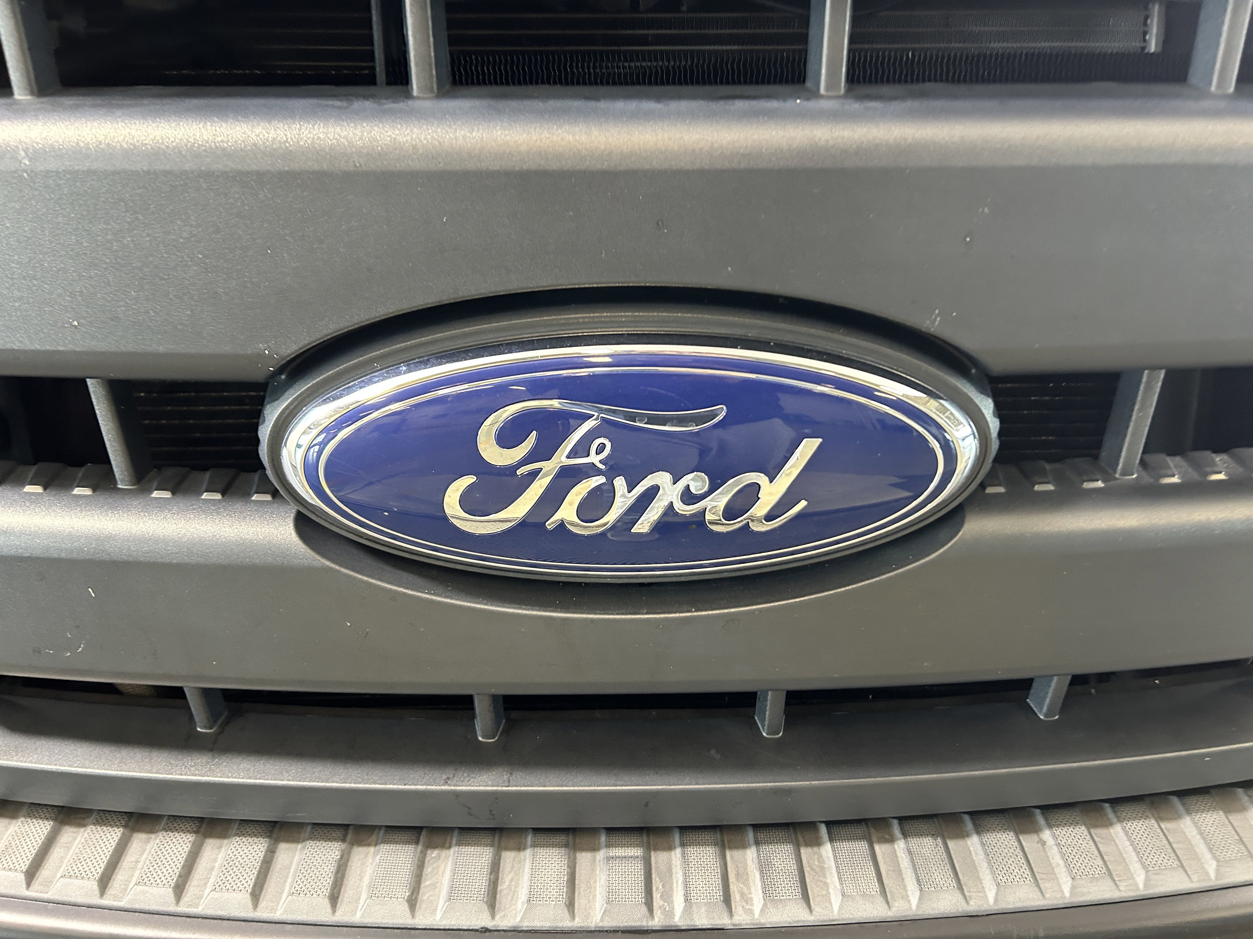 Used 2016 Ford F350 XL image 8