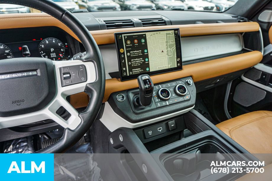 Used 2023 Land Rover Defender 130 SE image 34