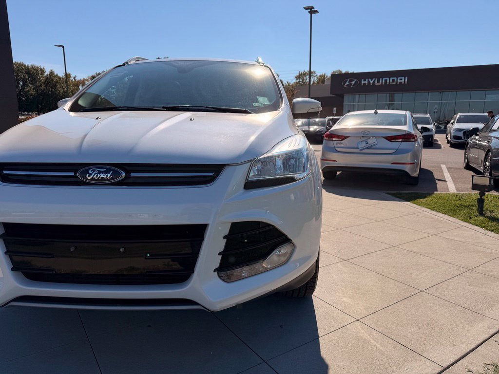 Used 2016 Ford Escape Titanium AWD/4WD image 13