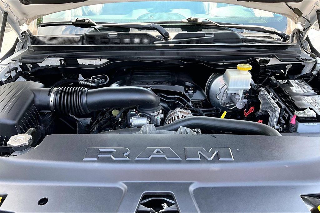 Used 2019 RAM 1500 Laramie w/ Sport Appearance Package AWD/4WD image 31