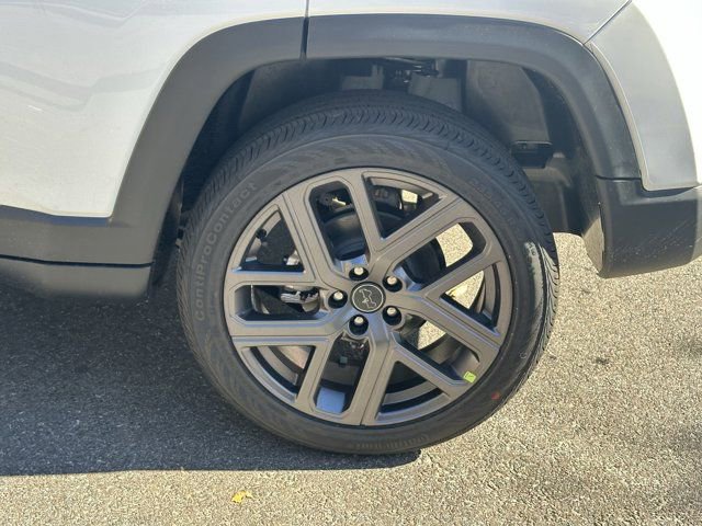 New 2026 Jeep Compass Limited image 18