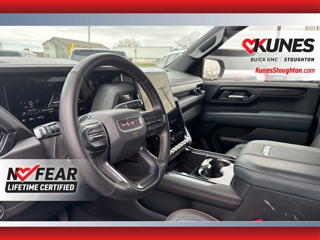Used 2025 GMC Yukon XL AT4 image 19