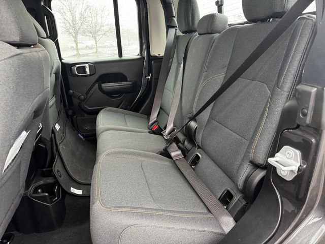 Certified 2024 Jeep Gladiator Sport image 18