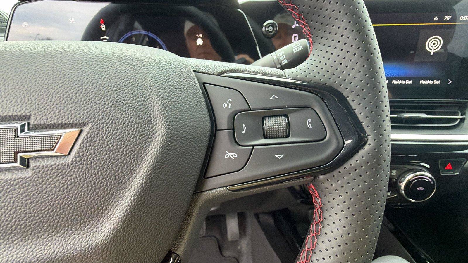New 2026 Chevrolet Trax RS w/ Driver Confidence Package FWD image 22