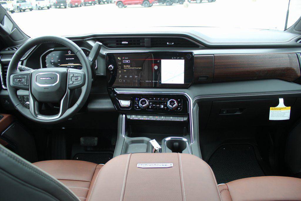 New 2026 GMC Sierra 2500 Denali Ultimate image 8