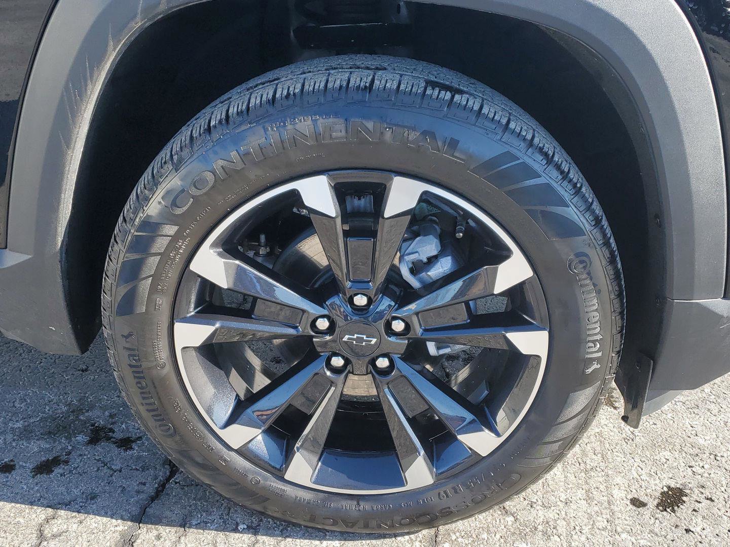 Used 2025 Chevrolet Equinox RS w/ Safety and Technology Package image 11